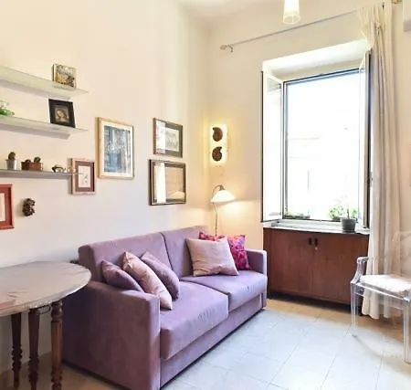 Vatican Caracciolo 1bdr Рим